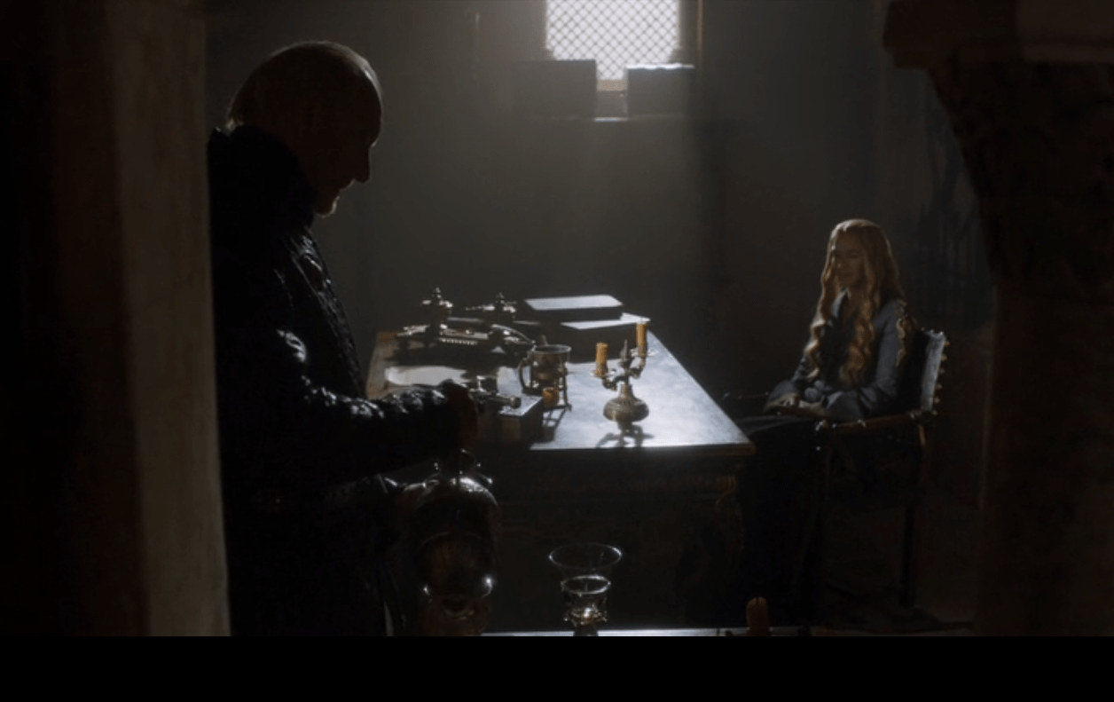 Non stupisce anche voi la naturalezza con ui la gente versa il vino a Cersei senza neanche chiederle se ne vuole? 