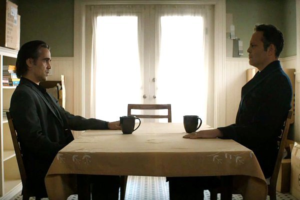 true-detective-vince-vaughn-church-in-ruins