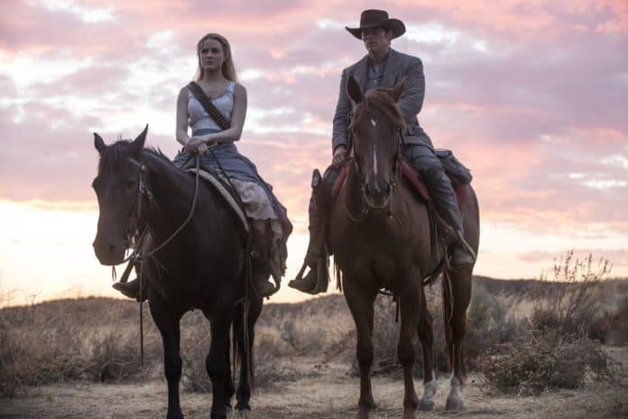 westworld journey into night dolores e teddy